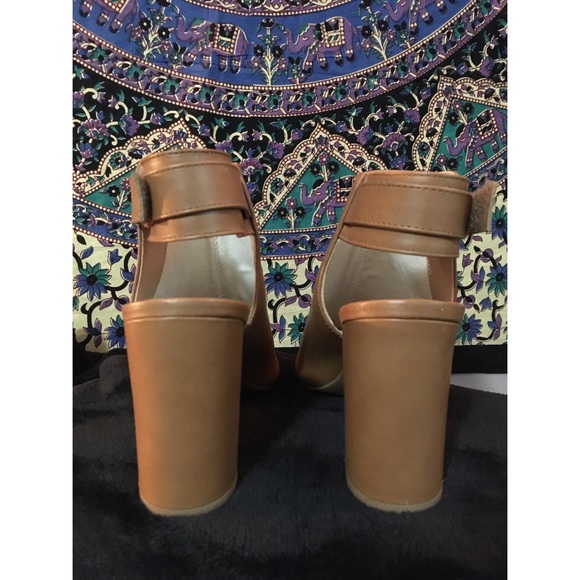 Open toe heel - Picture 2 of 2